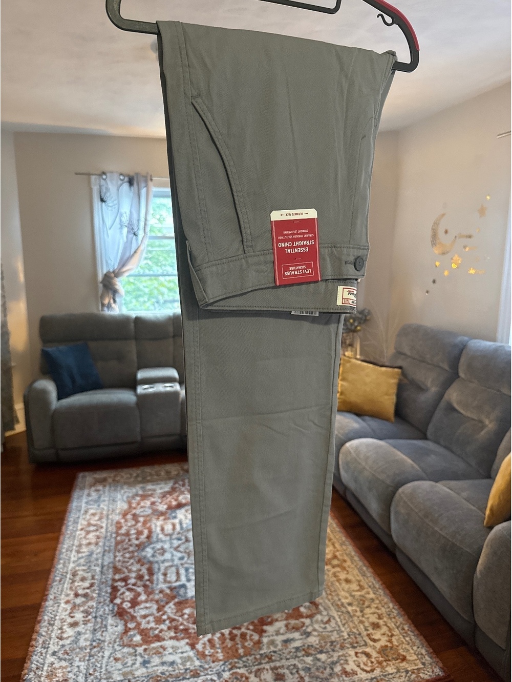 Levi Strauss Men's Straight Fit Gray Chino, Size 34x33, New with Tags